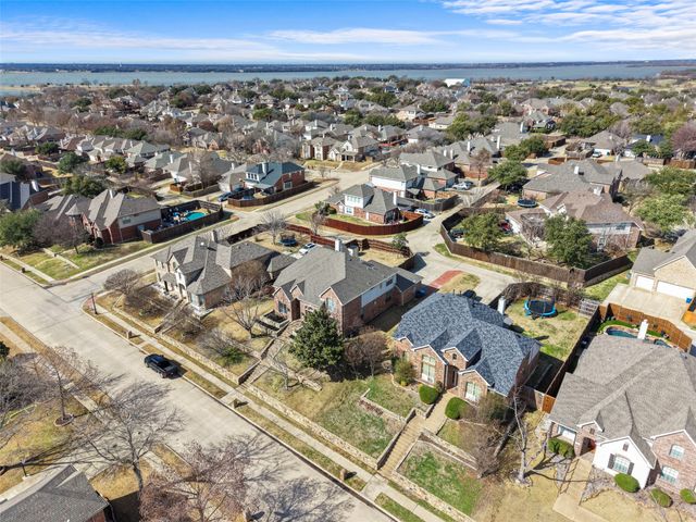 1998 Lake Forest Drive, Rockwall, TX 75087