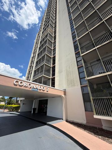 20301 W Country Club Drive 329, Aventura, FL 33180
