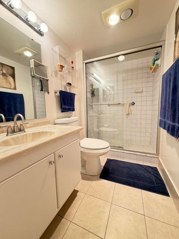 20301 W Country Club Drive 329, Aventura, FL 33180