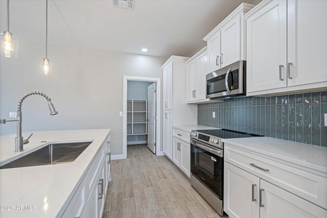 456 W Wyoming Street, Tucson, AZ 85706