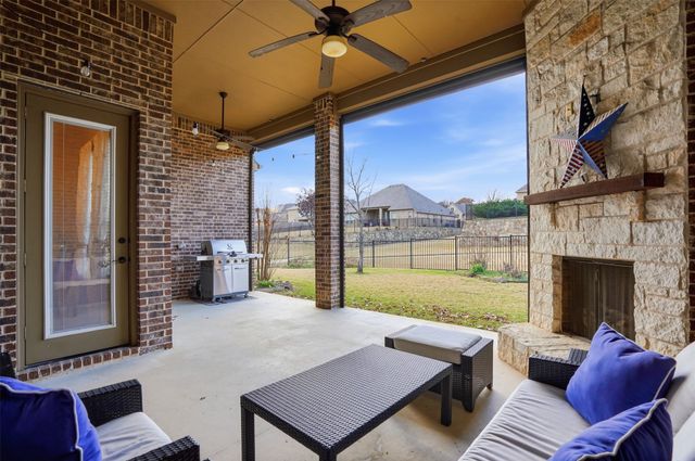 9801 Broiles Lane, Fort Worth, TX 76244