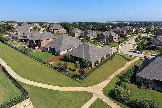 9801 Broiles Lane, Fort Worth, TX 76244