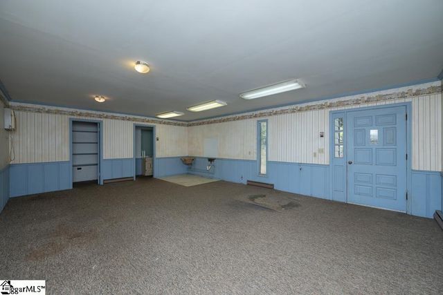 29 Hicks Road, Greenville, SC 29605