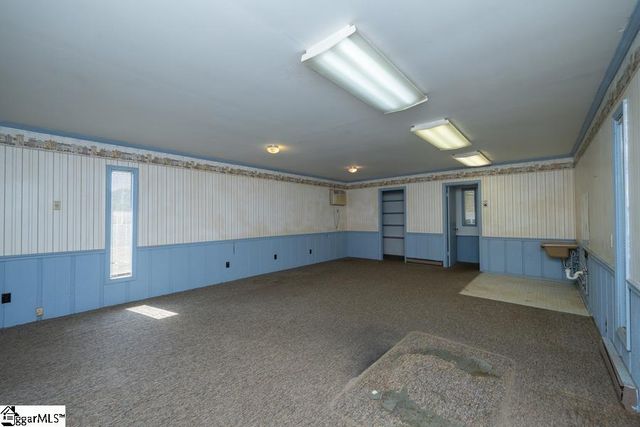 29 Hicks Road, Greenville, SC 29605