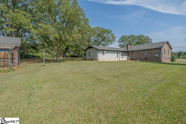 29 Hicks Road, Greenville, SC 29605