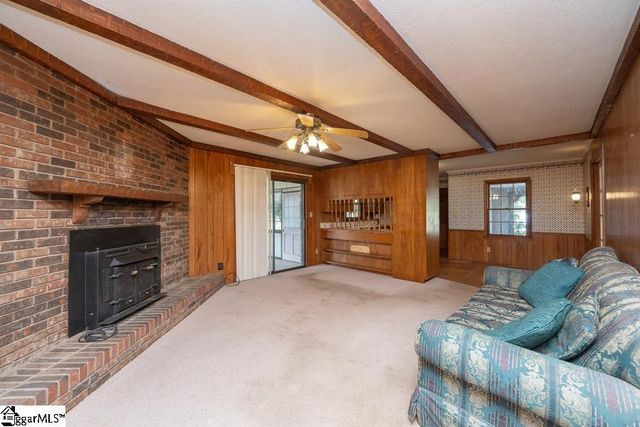 29 Hicks Road, Greenville, SC 29605