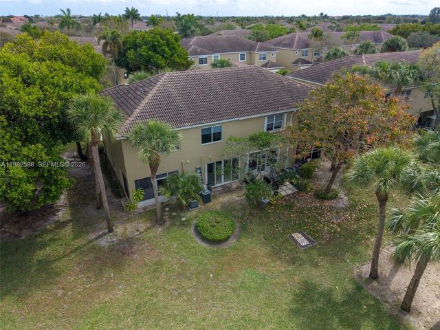 358 SW 122nd Ave, Pembroke Pines, FL 33025