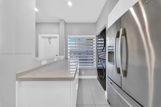 358 SW 122nd Ave, Pembroke Pines, FL 33025