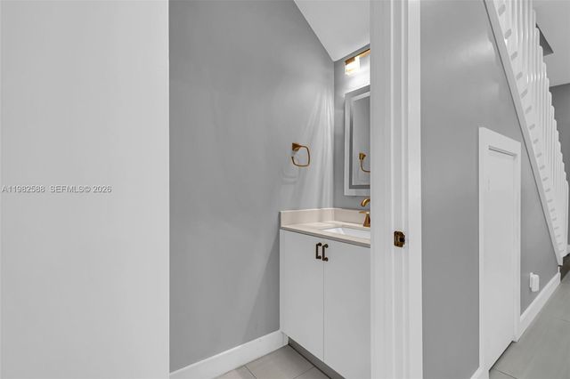 358 SW 122nd Ave, Pembroke Pines, FL 33025