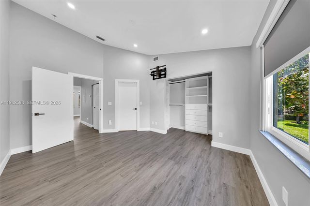 358 SW 122nd Ave, Pembroke Pines, FL 33025