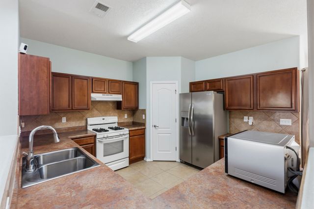 3391 Sun Mesa Street SW, Los Lunas, NM 87031