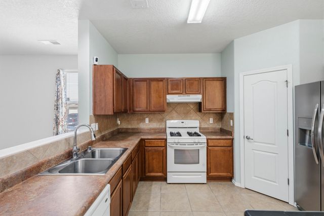3391 Sun Mesa Street SW, Los Lunas, NM 87031