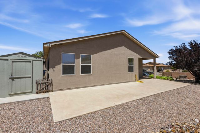 3391 Sun Mesa Street SW, Los Lunas, NM 87031