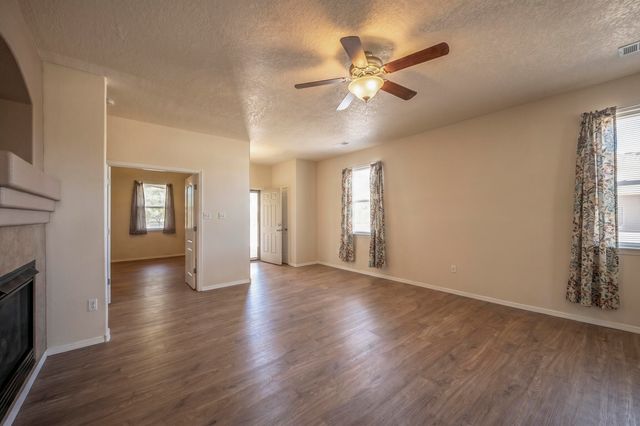 3391 Sun Mesa Street SW, Los Lunas, NM 87031