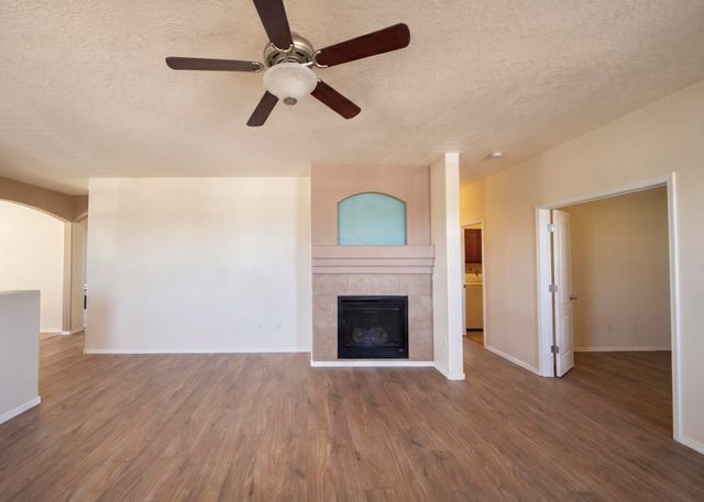 3391 Sun Mesa Street SW, Los Lunas, NM 87031