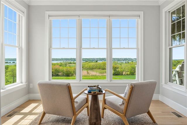 3333 Main Road, Tiverton, RI 02878