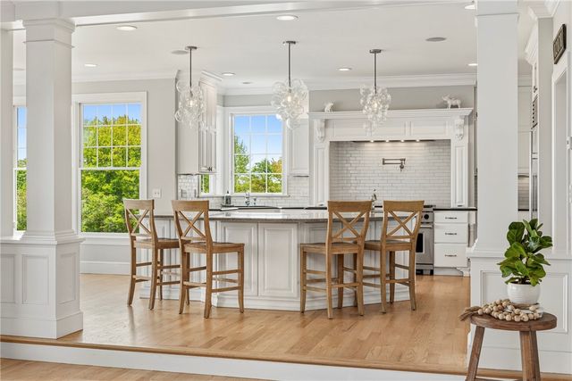 3333 Main Road, Tiverton, RI 02878