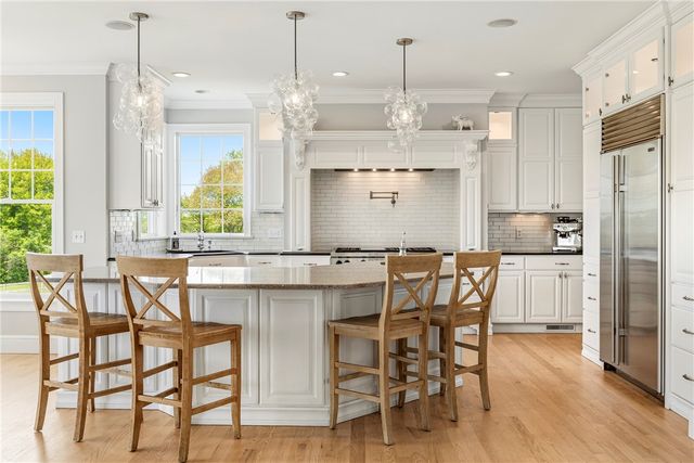 3333 Main Road, Tiverton, RI 02878