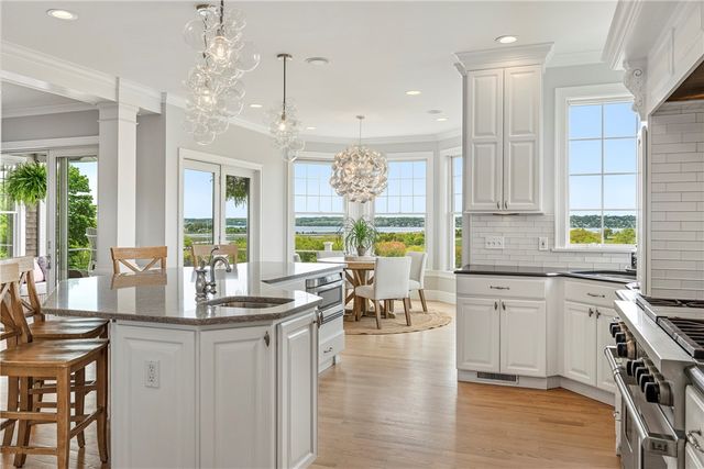 3333 Main Road, Tiverton, RI 02878