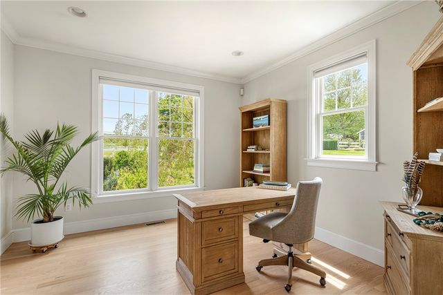 3333 Main Road, Tiverton, RI 02878