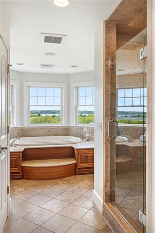 3333 Main Road, Tiverton, RI 02878