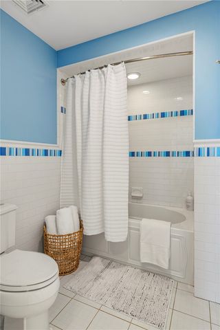 3333 Main Road, Tiverton, RI 02878