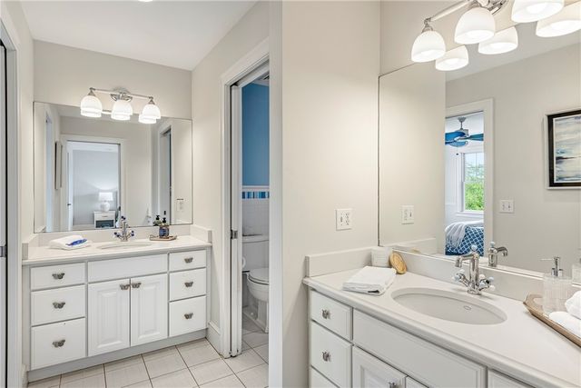 3333 Main Road, Tiverton, RI 02878