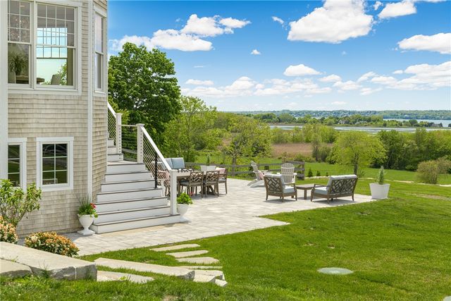 3333 Main Road, Tiverton, RI 02878