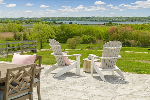 3333 Main Road, Tiverton, RI 02878