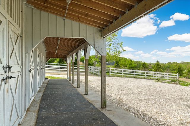 3333 Main Road, Tiverton, RI 02878