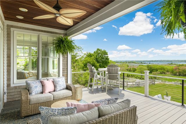 3333 Main Road, Tiverton, RI 02878