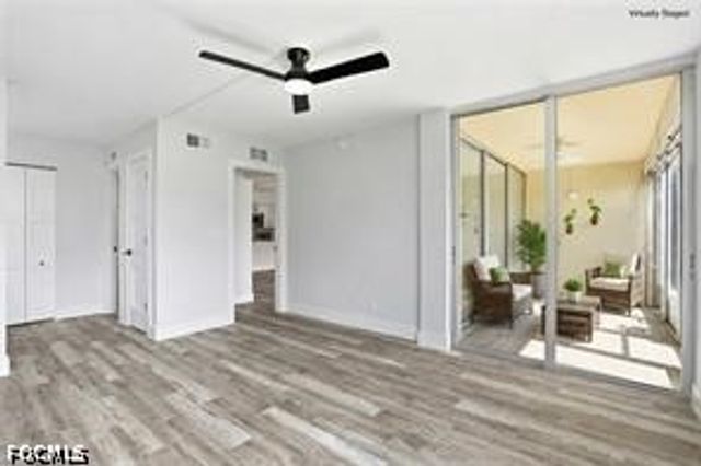 1085 Forest Lakes DR 8102, Naples, FL 34105