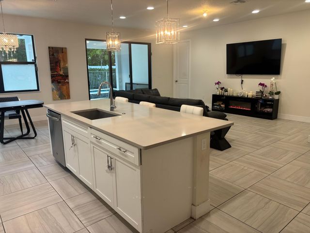 7223 Stella Lane, Lake Worth, FL 33463