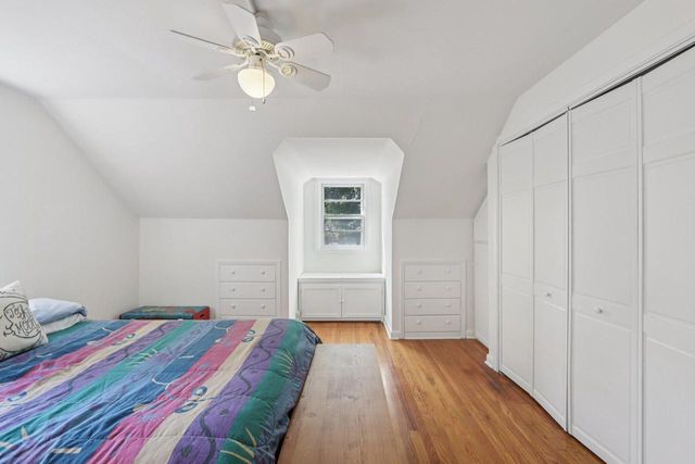 17 E Valley ROAD, Beloit, WI 53511