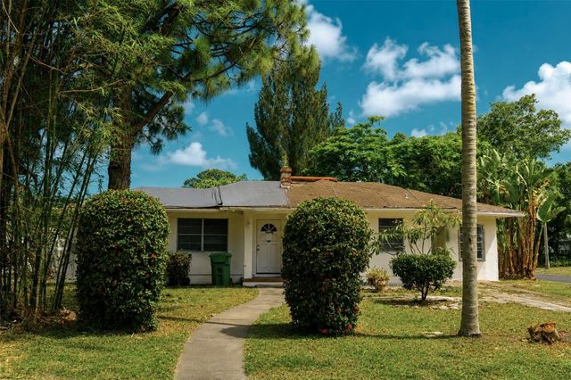 1302 28TH STREET W, Bradenton, FL 34205