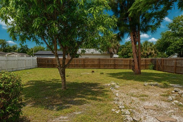 1302 28TH STREET W, Bradenton, FL 34205