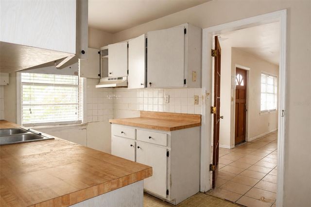 1302 28TH STREET W, Bradenton, FL 34205