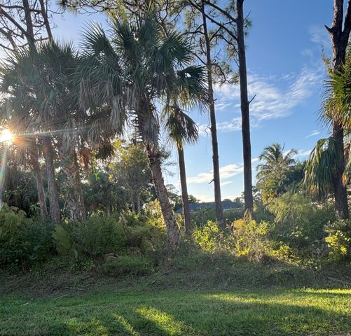 5913 Raintree Trail Trail, Fort Pierce, FL 34982
