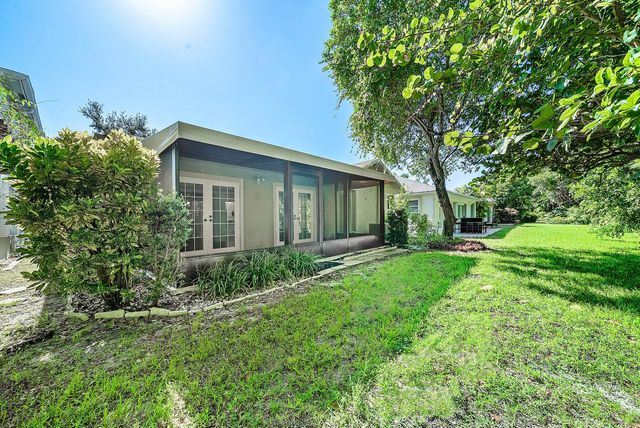 241 DEL RIO Boulevard, Boca Raton, FL 33432
