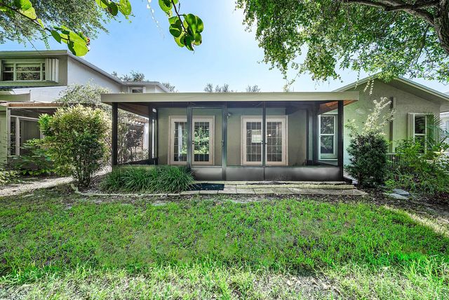 241 DEL RIO Boulevard, Boca Raton, FL 33432
