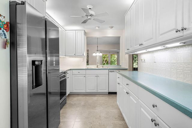 241 DEL RIO Boulevard, Boca Raton, FL 33432