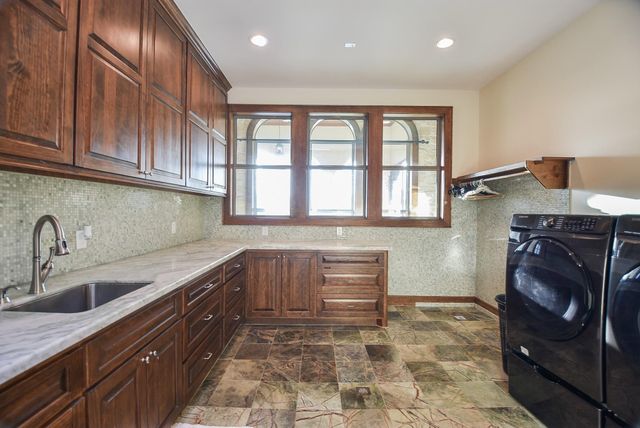 825 Grubbs Road, Sealy, TX 77474