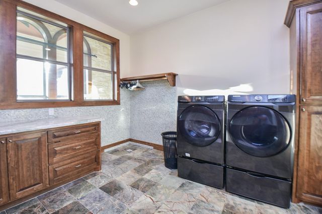 825 Grubbs Road, Sealy, TX 77474