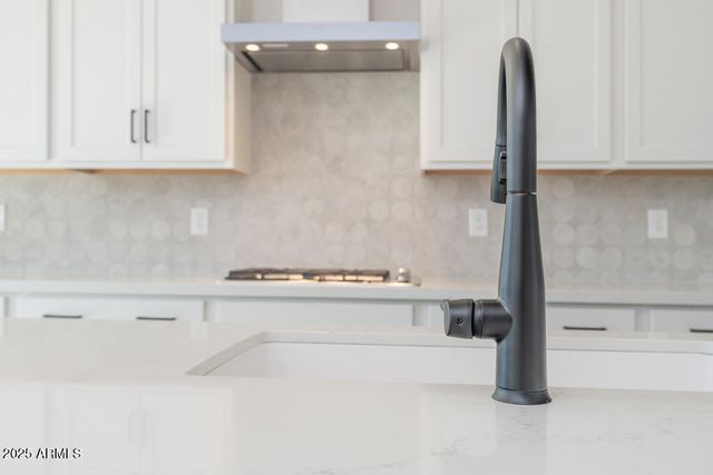 1941 E Empeltre Road, San Tan Valley, AZ 85140