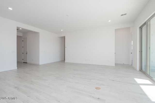 1941 E Empeltre Road, San Tan Valley, AZ 85140