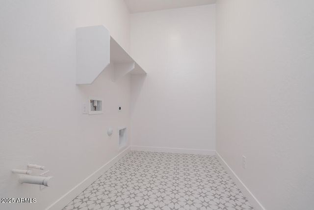 1941 E Empeltre Road, San Tan Valley, AZ 85140