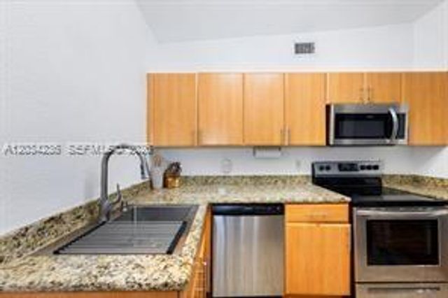 9745 Bay Harbor Terrace 26, Bay Harbor Islands, FL 33154
