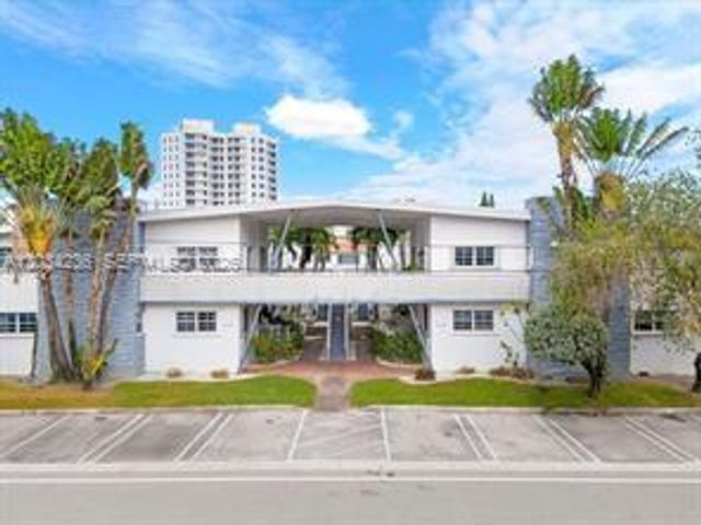 9745 Bay Harbor Terrace 26, Bay Harbor Islands, FL 33154