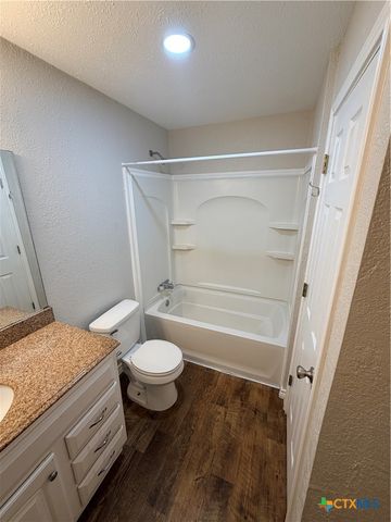 208 Uhland Road 3, San Marcos, TX 78666