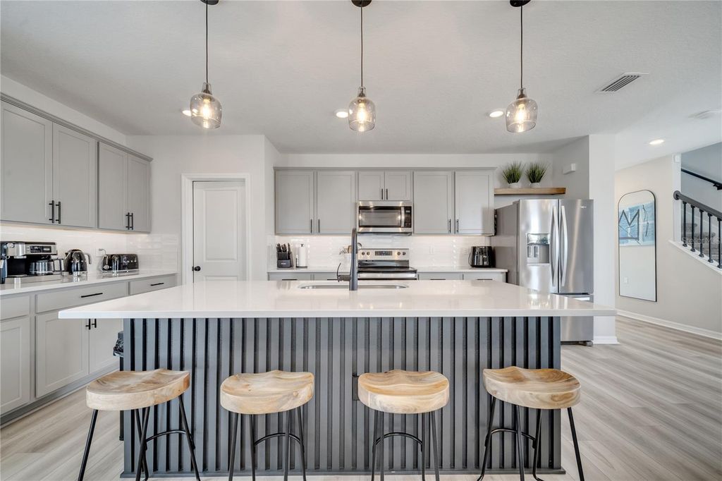 Image 14 of property listing at 10836 WATERWOOD ALLEY, Orlando, FL 32829